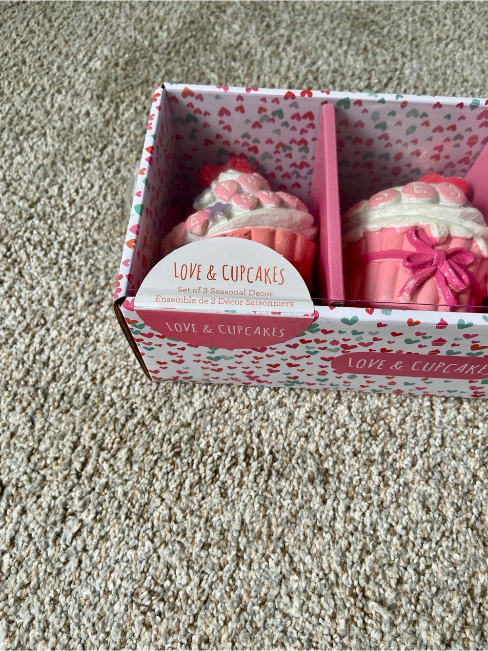 NWT Love & Cupcakes Valentines Faux Cupcakes Set of 3 - Picture 8 of 11